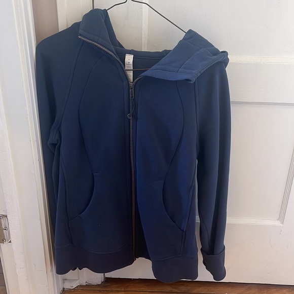 Lululemon Scuba Hoodie - Picture 2 of 5
